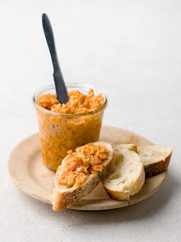 Dip-van-zongedroogde-tomaten-met-cashewnoten